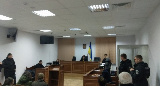 Два месяца тюрьмы для киевлян, попытавшихся уничтожить незаконное строение УПЦ МП – это откровенный перебор, – Иванов Два месяца тюрьмы для киевлян, попытавшихся уничтожить незаконное строение УПЦ МП – это откровенный перебор, – Иванов