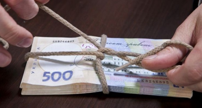 В Украине сократилась задолженность по выплате зарплаты В Украине сократилась задолженность по выплате зарплаты