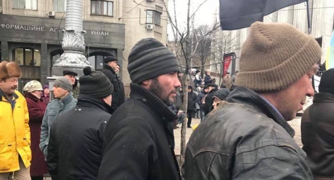 Саакашвили собирает самых нищих и обездоленных, которыми руководят «кукловоды», – Олешко Саакашвили собирает самых нищих и обездоленных, которыми руководят «кукловоды», – Олешко