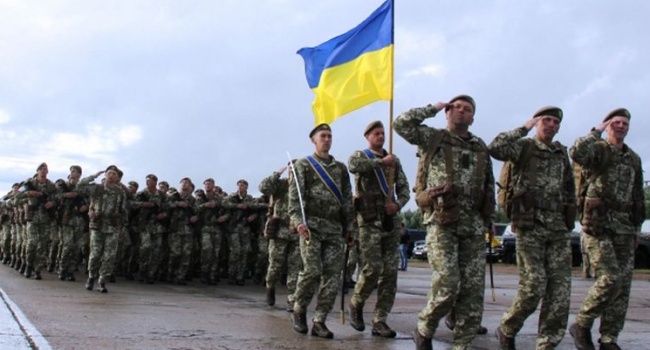 В Украине намерены изменить воинское приветствие «Здравия желаю»