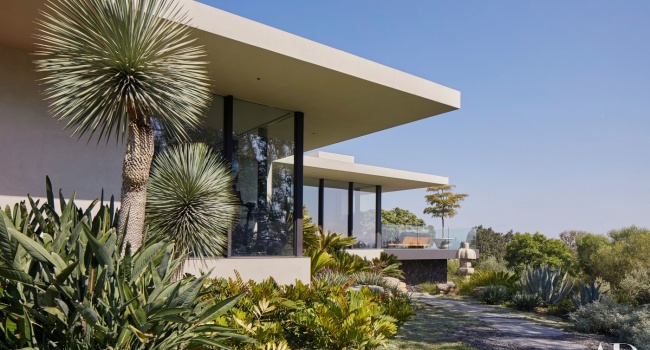 СМИ показали роскошный дом Дженнифер Энистон в Калифорнии