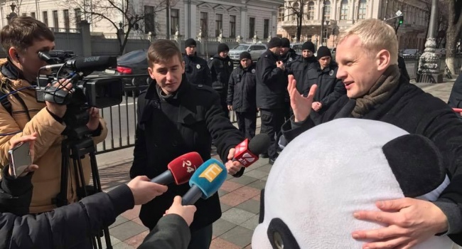 Блогер: после новости о Марте Борщ защитники НАБУ Шабунин и Лещенко куда-то резко подевались Блогер: после новости о Марте Борщ защитники НАБУ Шабунин и Лещенко куда-то резко подевались