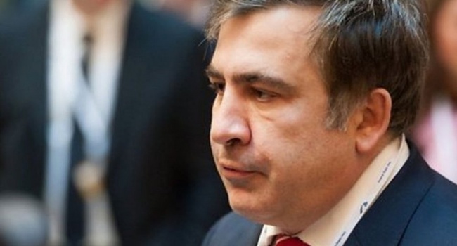 Саакашвили просит помощи у Меркель и Евросоюза Саакашвили просит помощи у Меркель и Евросоюза