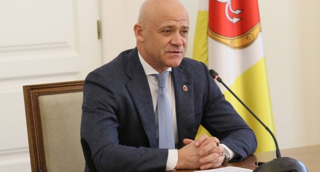 Труханов не вернулся бы в Украину, если не был на 100% уверен, что его возьмут на поруки, - эксперт Труханов не вернулся бы в Украину, если не был на 100% уверен, что его возьмут на поруки, - эксперт