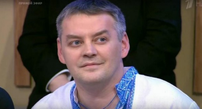 Во время эфира ведущий росТВ напал на политолога из Украины