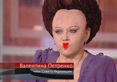 Российские пользователи слишком увлеклись экстраординарной прической одного из сенаторов Российские пользователи слишком увлеклись экстраординарной прической одного из сенаторов