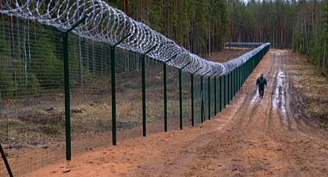 Польша ограждается от России забором Польша ограждается от России забором