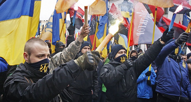 Украинские националисты пообещали сорвать выборы Путина
