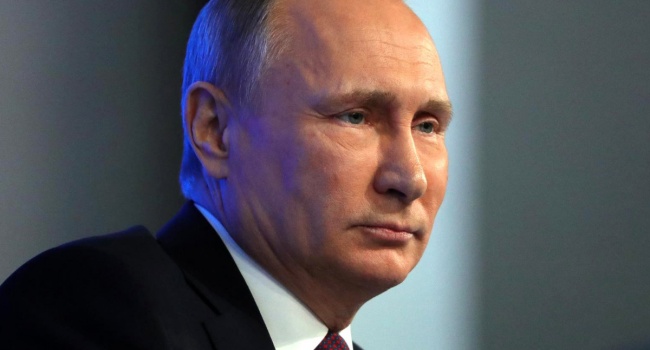 Обозреватель: «Давление на Путина нарастает до критического»