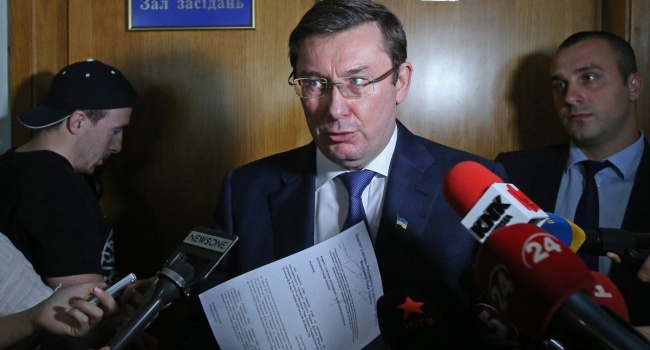 Луценко сохраняет интригу, говорит, что обнародованные записи Савченко многих шокируют