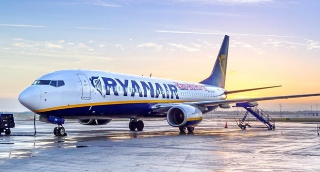 Ryanair теперь в Украине: Порошенко рассказал о билетах по 10 евро 