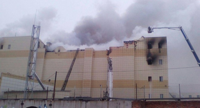 Муждабаев о пожаре в Кемерово: Когда взрослые строят великий Рейх, дети всегда горят 