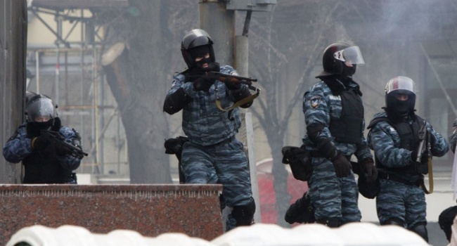 Політолог: парламент мала розстрілювати не Савченко, а російський спецназ в формі українських націоналістів
