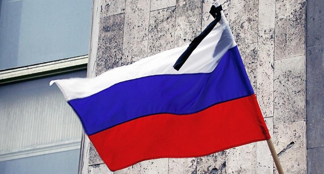Из-за трагедии в Кемерово высылка российских послов из стран ЕС и США будет отложена, – эксперт