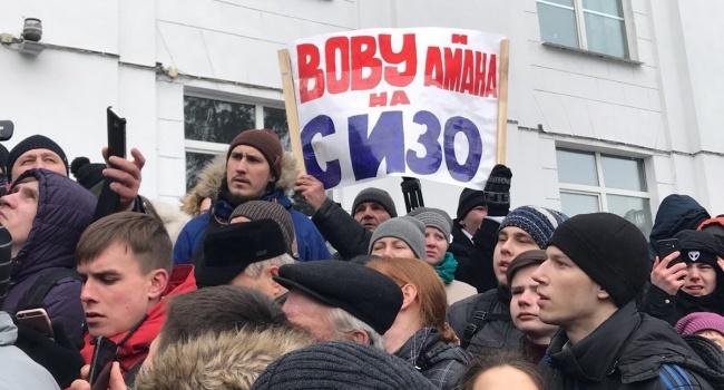 Муждабаев о протесте в Кемерово: «Все закончится тем, что просто возьмут деньги и замолчат»