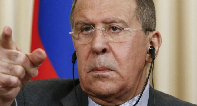 Выдворение украинских дипломатов из РФ: как отреагировали в МИД Украины?