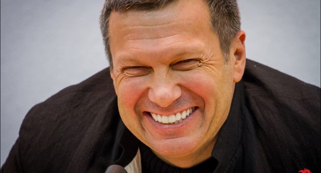 «Начнется ужасная давка»: Пропагандист Соловьев уже вовсю пугает россиян Майданом «Начнется ужасная давка»: Пропагандист Соловьев уже вовсю пугает россиян Майданом