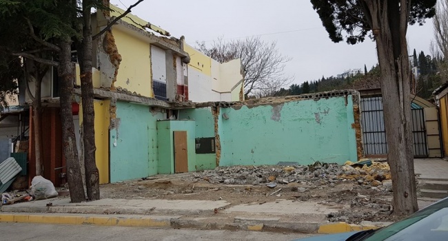 Бетонное гетто: в интернете появились впечатляющие фотографии аннексированного Крыма Бетонное гетто: в интернете появились впечатляющие фотографии аннексированного Крыма