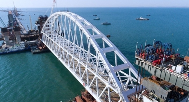 «Пойдем в атаку»: в ОУН заявили о решительных действиях при открытии Крымского моста