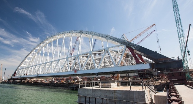 Журналист: Кто понесет ответственность, если рухнет Крымский мост?