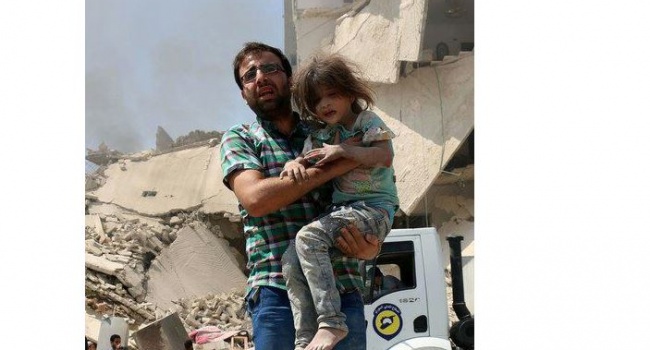 В сети разоблачили жуткий обман с сирийской девочкой, «спасенной» три раза, - постановочные фото