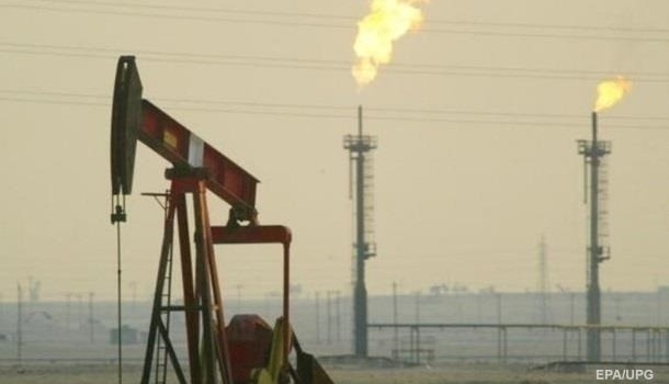 Баррель нефти стоит выше 70 долларов