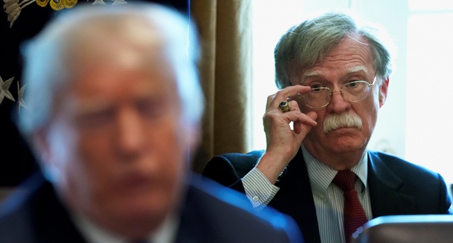 Стало известно, кто склонил Трампа к удару по Асаду, вплоть до войны с русскими Стало известно, кто склонил Трампа к удару по Асаду, вплоть до войны с русскими
