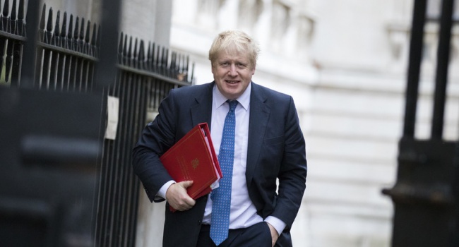 Джонсон: Великобритания не рассматривает новых ударов по Сирии 