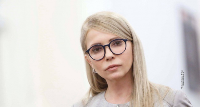 Тимошенко призвала всю Украину молиться за создание автокефальной поместной православной церкви