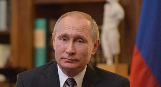 Эксперт: Путин может вполне законно ввести войска в Украину Эксперт: Путин может вполне законно ввести войска в Украину