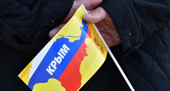 Политики делают только громкие заявления, но Крым уже невозможно вернуть
