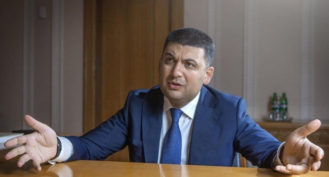 Делают все наперекор Петру Порошенко: в Раде рассказали о союзе Гройсмана и лидеров «Народного фронта», - СМИ Делают все наперекор Петру Порошенко: в Раде рассказали о союзе Гройсмана и лидеров «Народного фронта», - СМИ