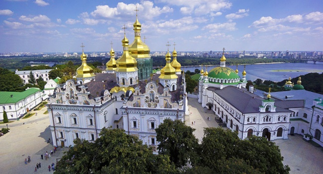 Церкви, которыми распоряжается МП в Украине, строились не Москвой, поэтому и принадлежать по праву должны УПЦ Церкви, которыми распоряжается МП в Украине, строились не Москвой, поэтому и принадлежать по праву должны УПЦ