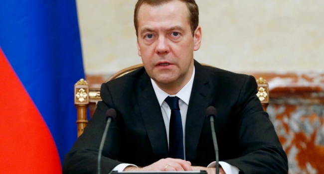 Медведев: Западные санкции будут длиться десятилетиями
