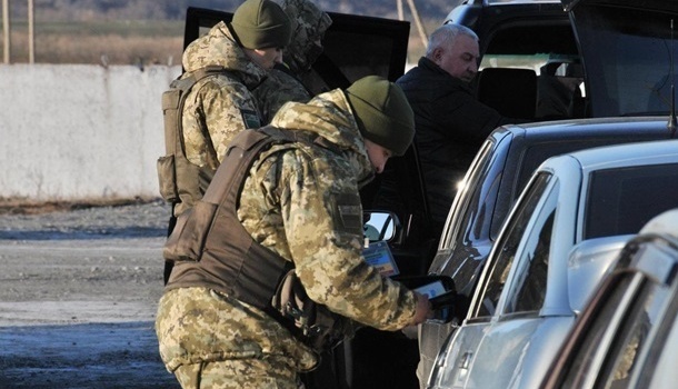 Количество блокпостов на Донбассе сократят Количество блокпостов на Донбассе сократят