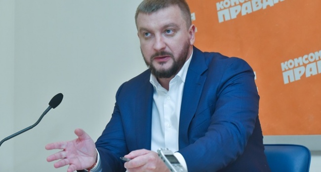 Блогер: «С таким ваучером Петренко нужно продолжать танцевать, а не опровергать что-либо» Блогер: «С таким ваучером Петренко нужно продолжать танцевать, а не опровергать что-либо»