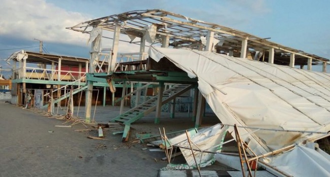 Новый сезон в Крыму: мусорные свалки и заброшенные пляжи