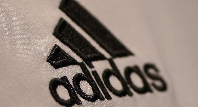 Компания Adidas объяснила советскую символику в новой коллекции