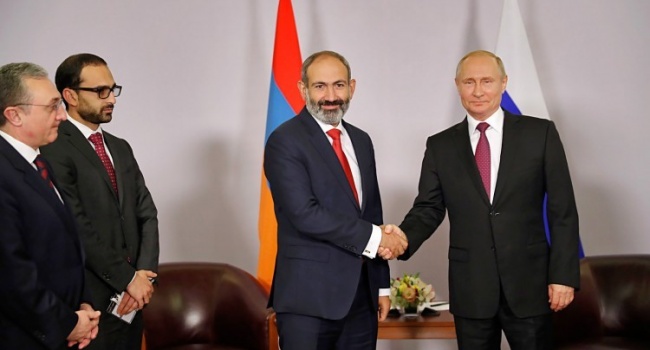 Эксперт: «СМИ Украины и эксперты были уверены, что пришел конец отношениям России и Армении»