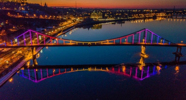 В сети появились невероятные фото Киева с высоты