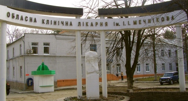 В больнице Днепра скончались двое украинских военнослужащих