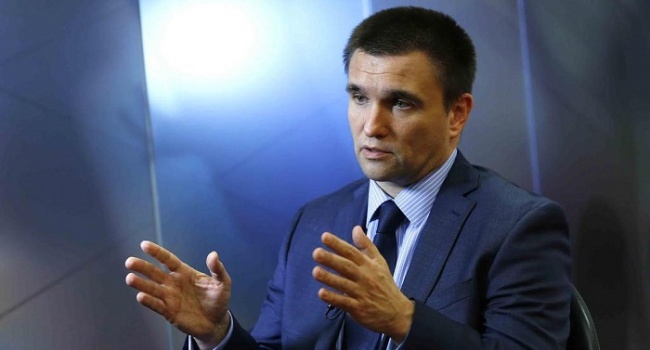 Климкин призвал мировое сообщество давить на Кремль для освобождения заложников