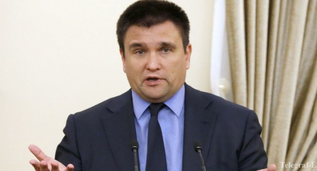 Климкин: «На Донбассе украинские граждане и украинская земля, но нет Украины» Климкин: «На Донбассе украинские граждане и украинская земля, но нет Украины»