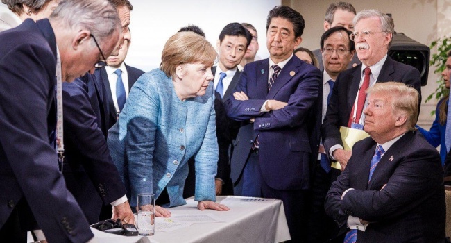 Дипломат: шаржи саммита G7 неуместны, ведь такого моветона в новейшей истории еще себе никто позволял Дипломат: шаржи саммита G7 неуместны, ведь такого моветона в новейшей истории еще себе никто позволял