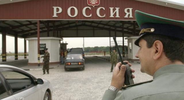 РФ закрыла границу для автомобилей из Украины РФ закрыла границу для автомобилей из Украины