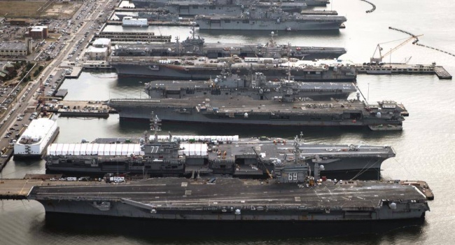 США вернули в Средиземное море ударную авианосную группу
