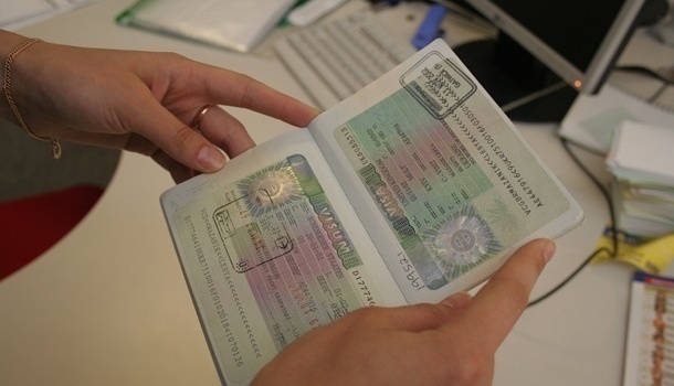 Украина откроет в России восемь визовых центров Украина откроет в России восемь визовых центров