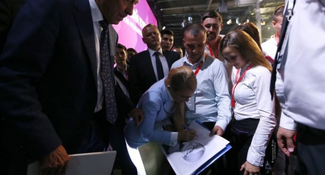 Тыщук: «новый курс» Тимошенко – это лишь способ прийти к власти, но никак не изменения в стране