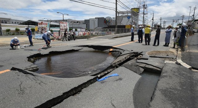 «Еще более мощное»: в Японии произошло второе за сутки землетрясение
