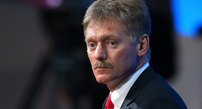 Песков не считает, что РФ нарушает договоренности из-за недопуска украинского омбудсмена к Сенцову и Карпюку Песков не считает, что РФ нарушает договоренности из-за недопуска украинского омбудсмена к Сенцову и Карпюку